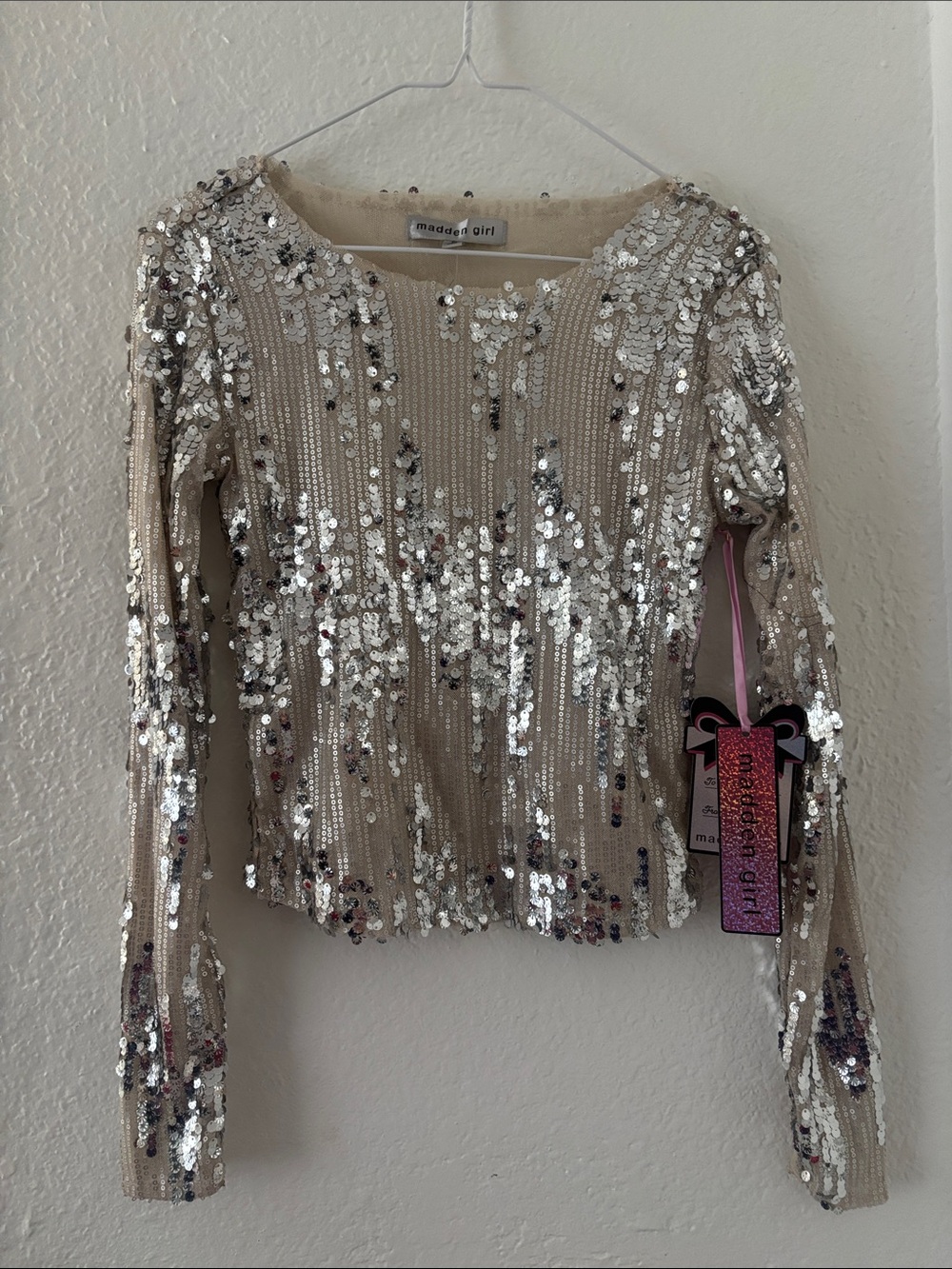 Madden girl Sequin Long-Sleeve Crewneck Top in Champagne Silver